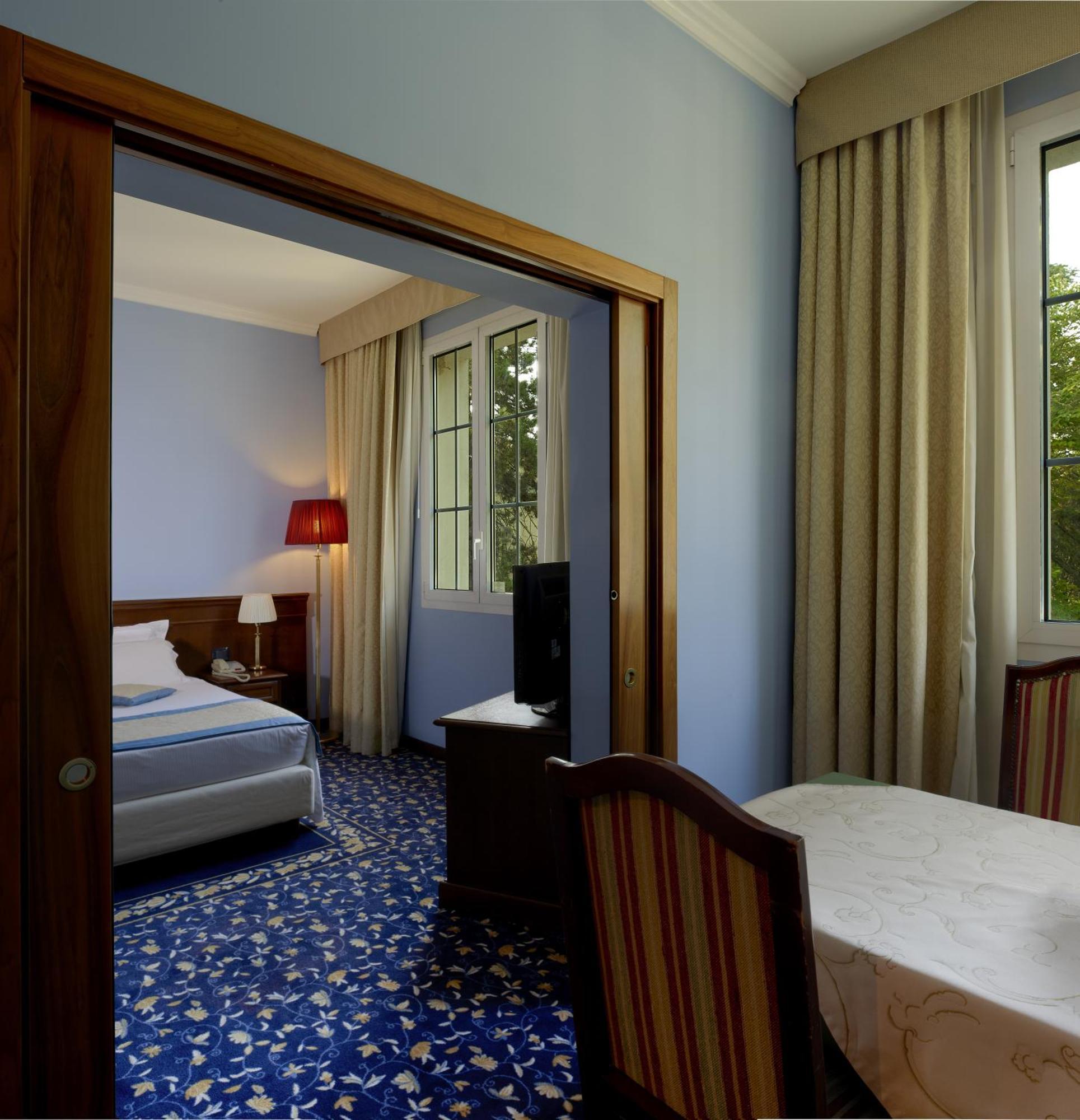 Meditur Hotel Bologna オッツァーノ・デッレミーリア エクステリア 写真