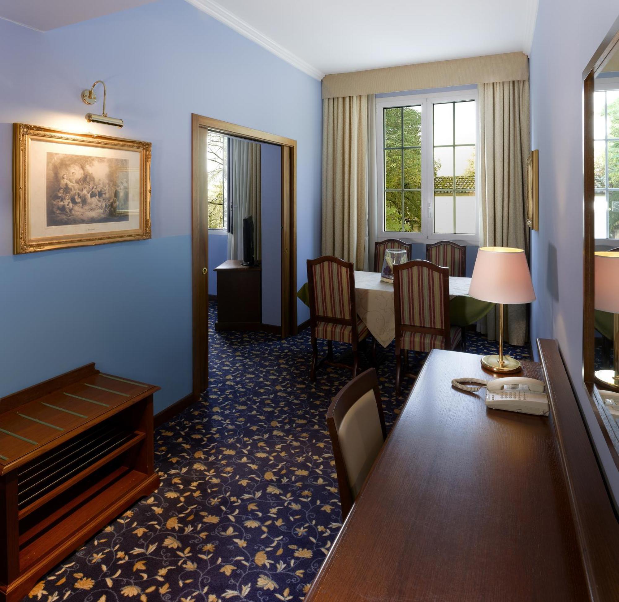 Meditur Hotel Bologna オッツァーノ・デッレミーリア エクステリア 写真